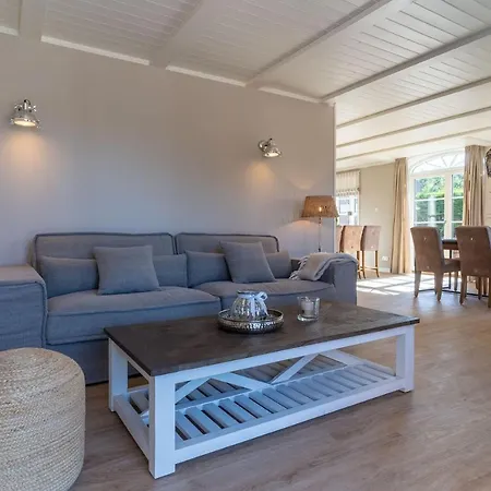 Reetdachhaus Gaia & Ganymed Reetdachhaus Ganymed Vakantiehuis *