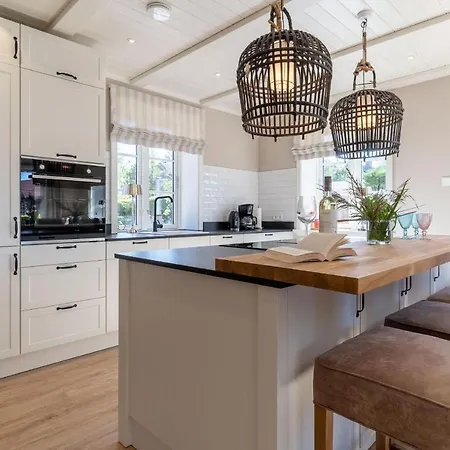 Reetdachhaus Gaia & Ganymed Reetdachhaus Ganymed *