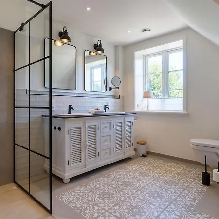 Reetdachhaus Gaia & Ganymed Reetdachhaus Ganymed Holiday home Sankt Peter-Ording